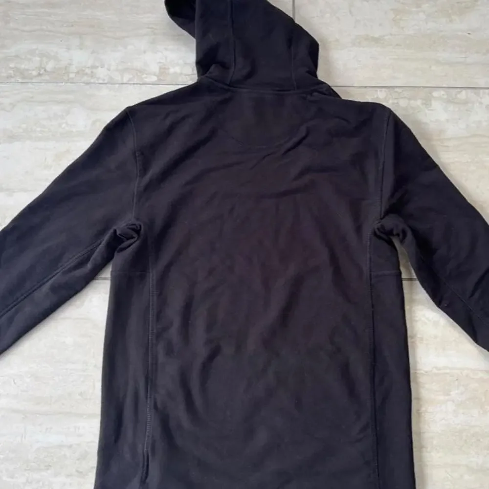The north face black hoodie